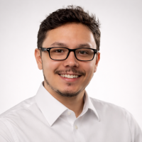 Foto de Dr. Daniel Cesar Shirane