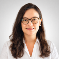Foto de Dra. Leticia Pereira Freitas - Taubaté