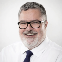 Foto de Dr. William Nunes De Oliveira 